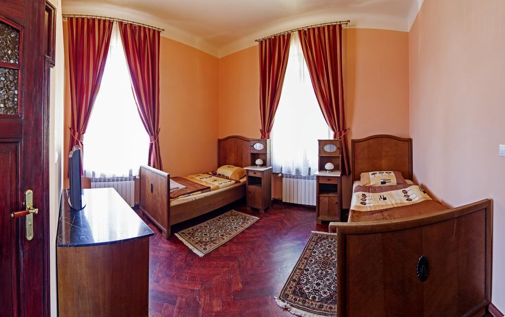 Villa Bergera Дзержонюв Номер фото